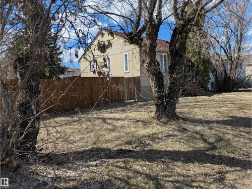 12804 126 ST NW, Edmonton - $339,000