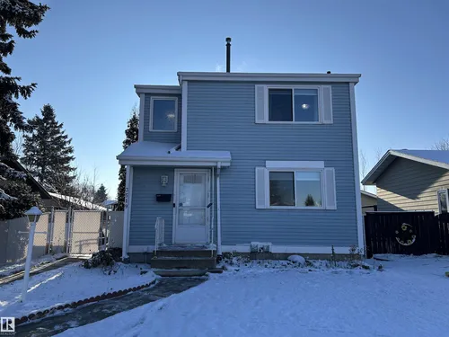 3519 16A AV NW, Edmonton - $405,000