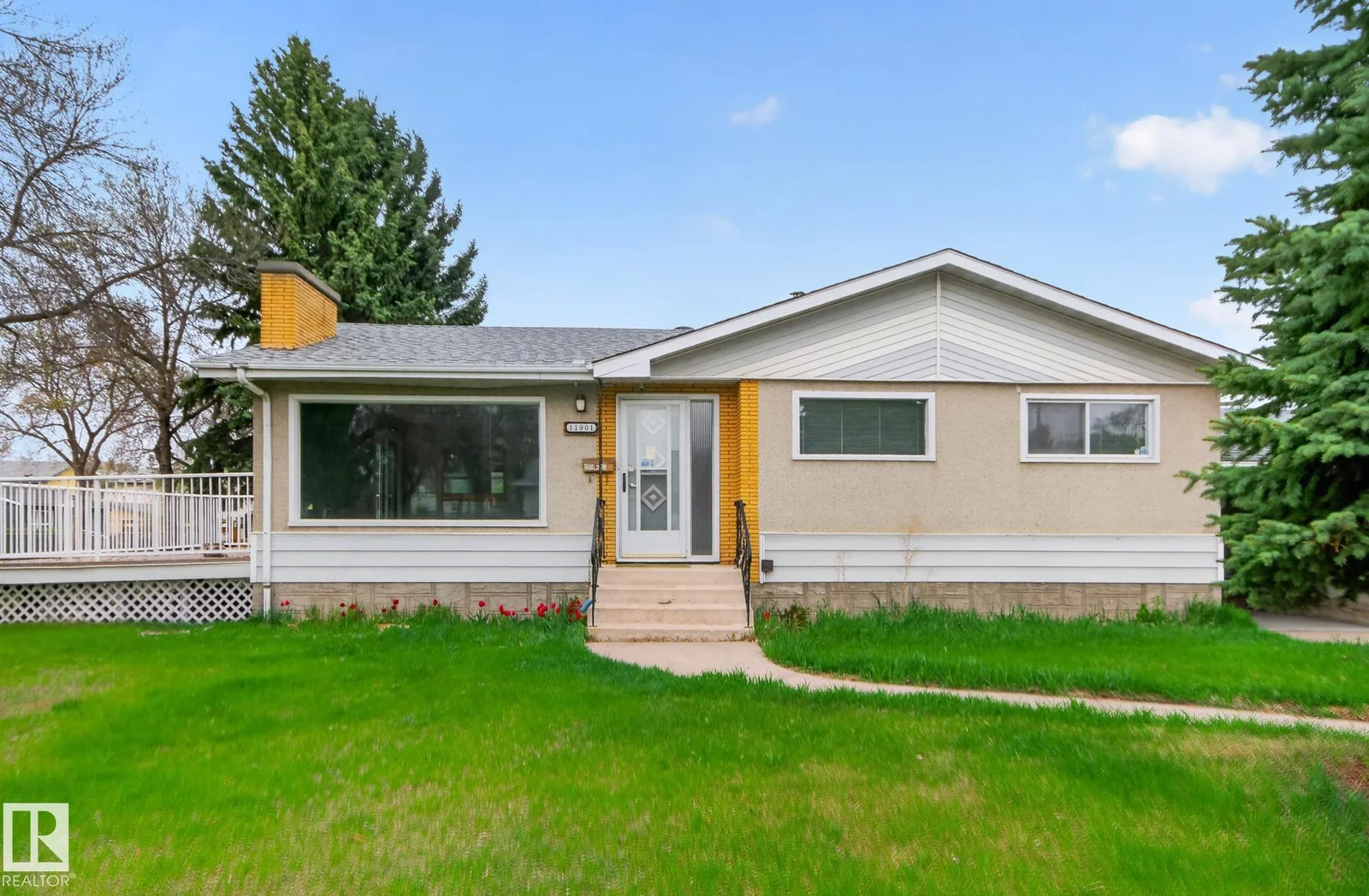 11901 42 ST NW, Edmonton - 2 bedroom Detached Single Family for sale