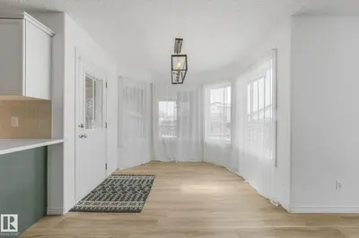 Interior photo 2 of 12 RUE BOUCHARD