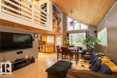 Interior photo 4 of 26413 Twp Rd 633