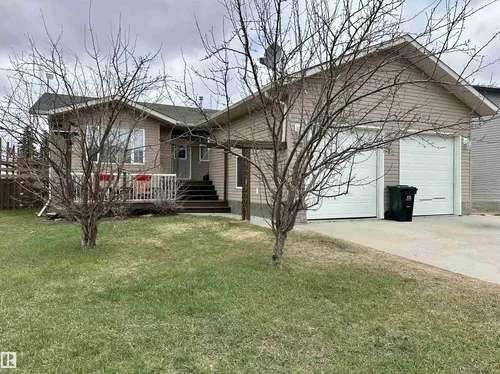 5016 49 ST, Fort Kent - $394,900