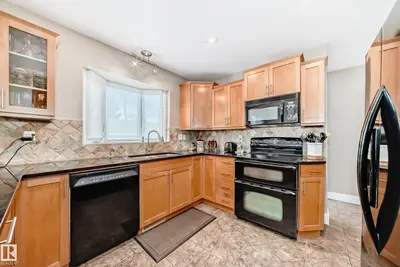 Interior photo 4 of 10652 144 ST NW NW