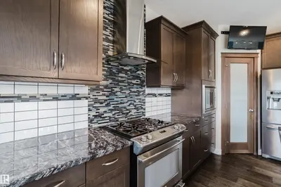 Interior photo 2 of 15807 11 AV SW SW