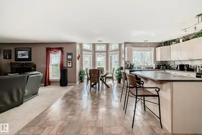 Interior photo 3 of 5107 200 ST NW