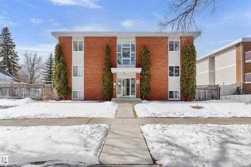 #18 10812 115 ST NW, Edmonton - $89,900