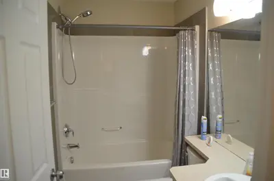 Interior photo 4 of 1412 152 NW