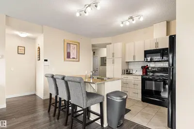 Interior photo 3 of #2412 4 AUGUSTINE CR