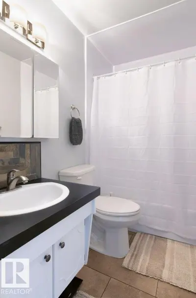 Interior photo 4 of 311 NORTHGATE TC NW