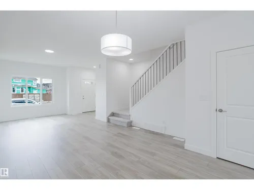 772 MATTSON DR SW, Edmonton - $479,900