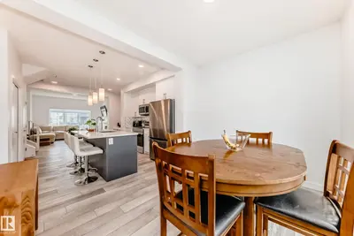 Interior photo 4 of 6620 46 AV