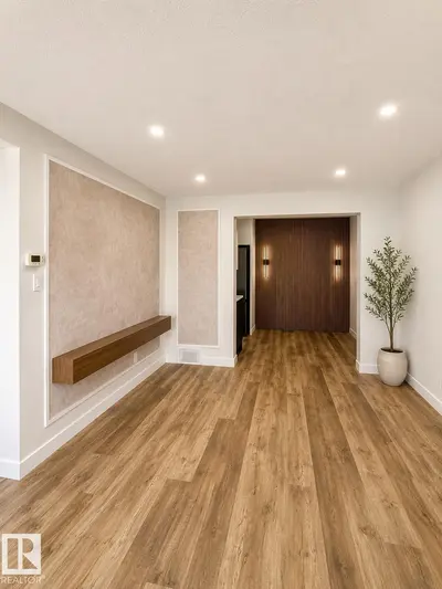Interior photo 1 of 224 CALLINGWOOD TWO TW NW
