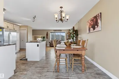 Interior photo 3 of 5121 Pine DR