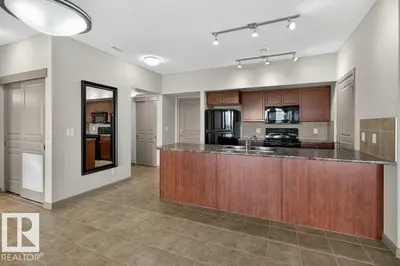 Interior photo 3 of #419 500 PALISADES WY