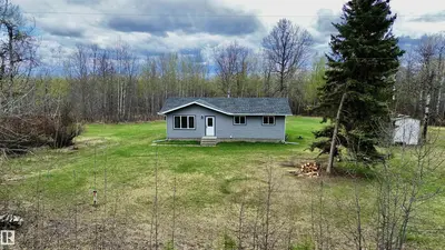 Interior photo 4 of #3 13239 TOWNSHIP 615