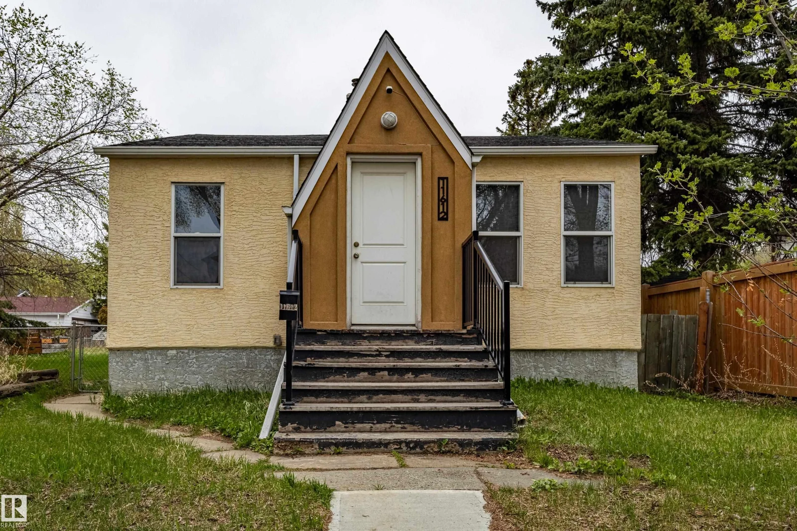 11612 130 AV NW, Edmonton - 2 bedroom Detached Single Family for sale