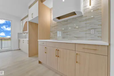 Interior photo 4 of 449 Crystal creek link