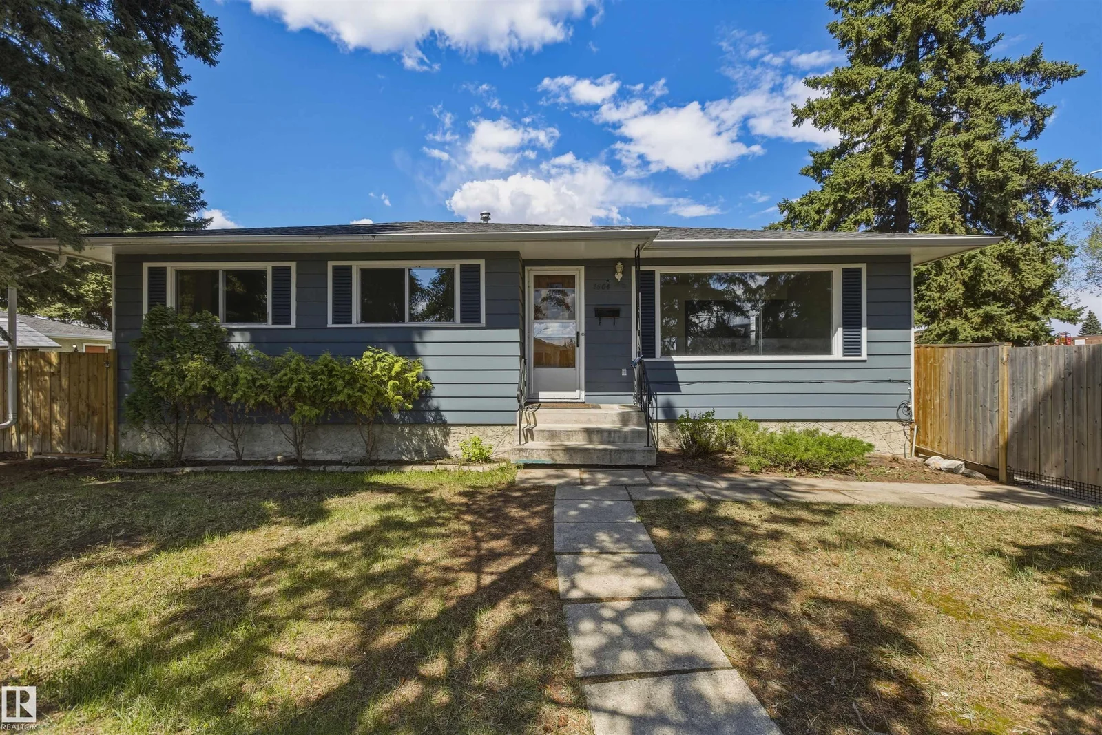 7604 142 AV NW, Edmonton - 6 bedroom Detached Single Family for sale