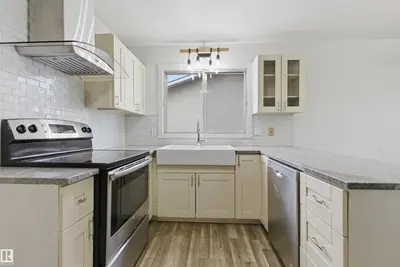 Interior photo 3 of 7604 142 AV NW
