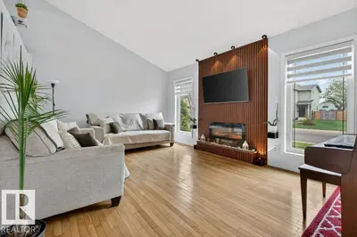 Interior photo 1 of 157 KINISKI CR NW