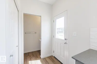 Interior photo 2 of 3613 Triomphe BV N