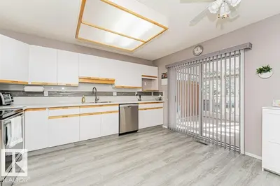 Interior photo 1 of 3242 38 AV NW