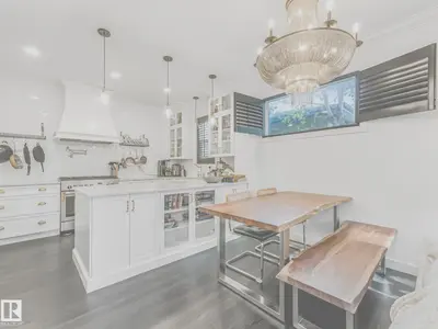 Interior photo 4 of 6420 106 ST NW