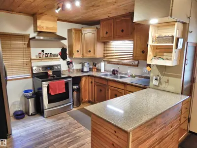 Interior photo 4 of #1 23303 TWP ROAD 590