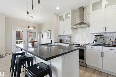 Interior photo 4 of 71 ROBERGE CL