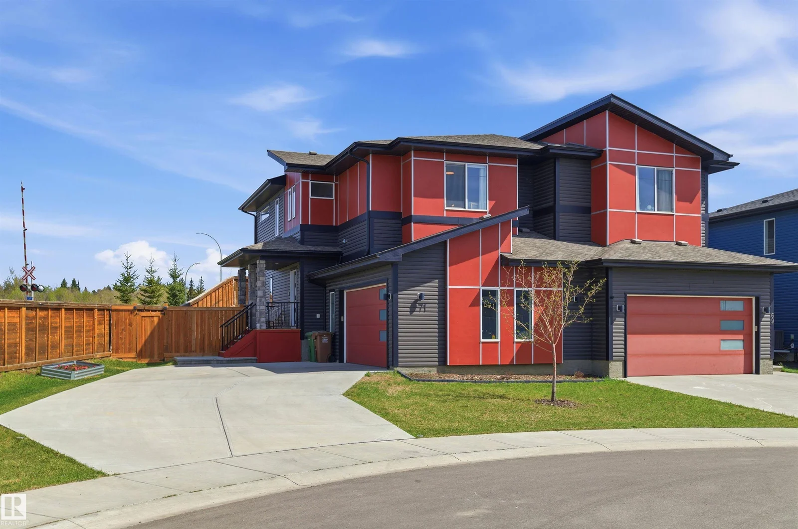 71 ROBERGE CL, St. Albert - 3 bedroom Duplex for sale