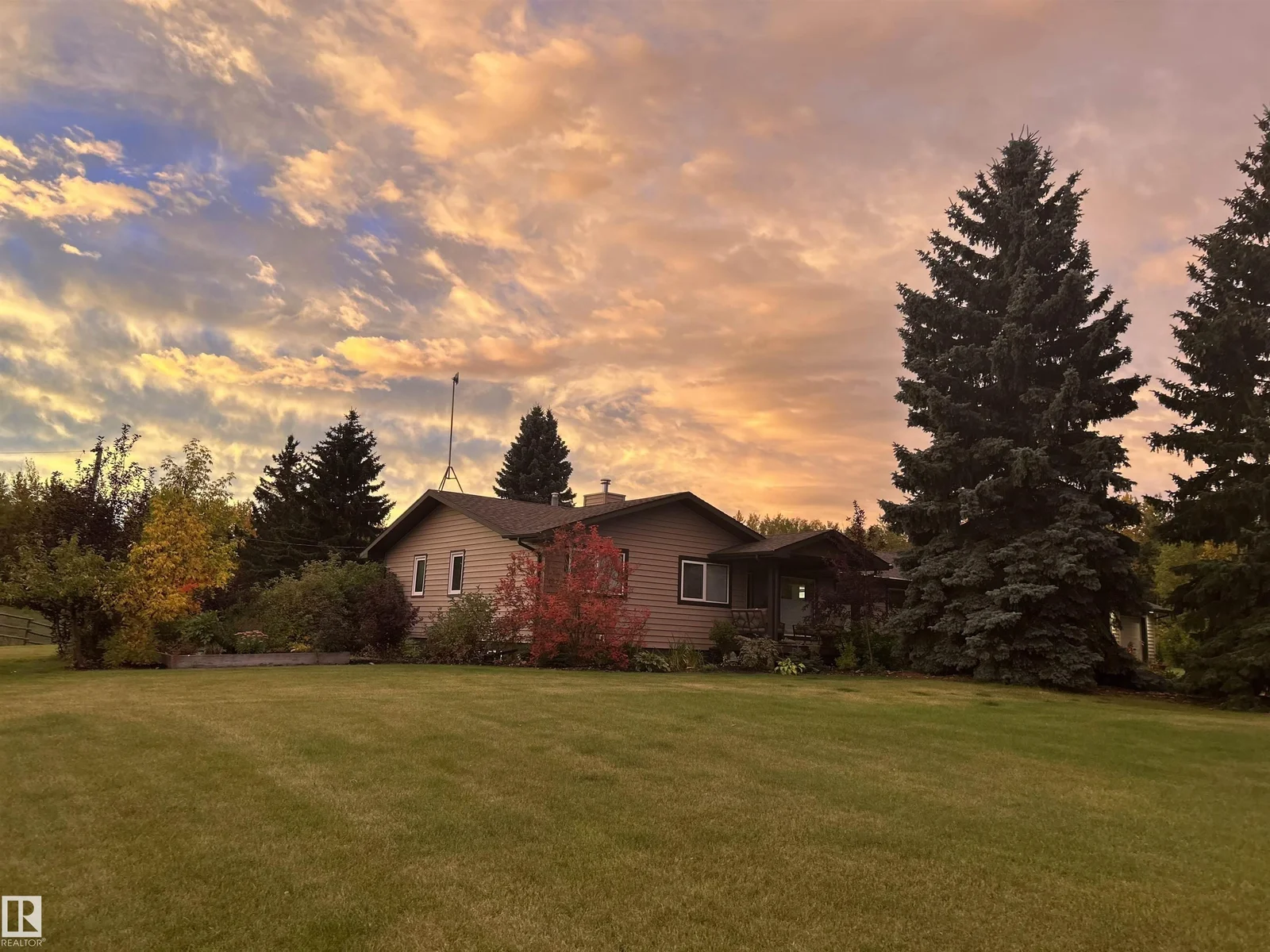 22245 TWP ROAD 512, Rural Strathcona County - 4 bedroom Detached Single Family for sale