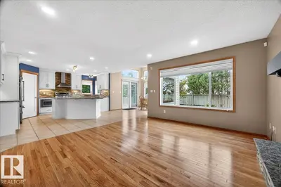 Interior photo 3 of 11824 13 AV NW
