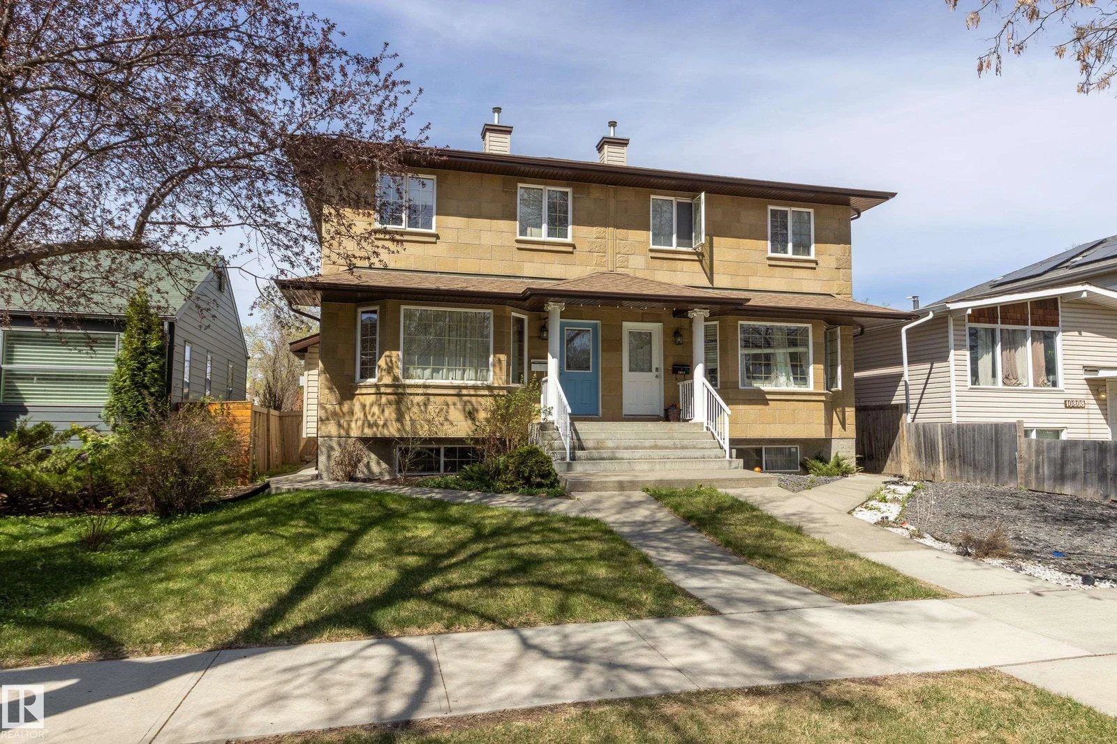 10816 67 AV NW, Edmonton - 3 bedroom Duplex for sale