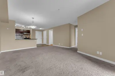 Interior photo 4 of #303 111 WATT CM SW