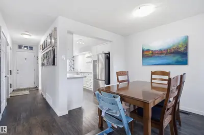 Interior photo 2 of 344 GRANDIN VG