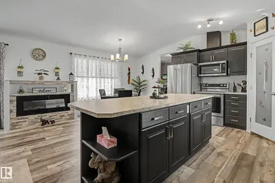 Interior photo 2 of #15 12604 153 AV NW