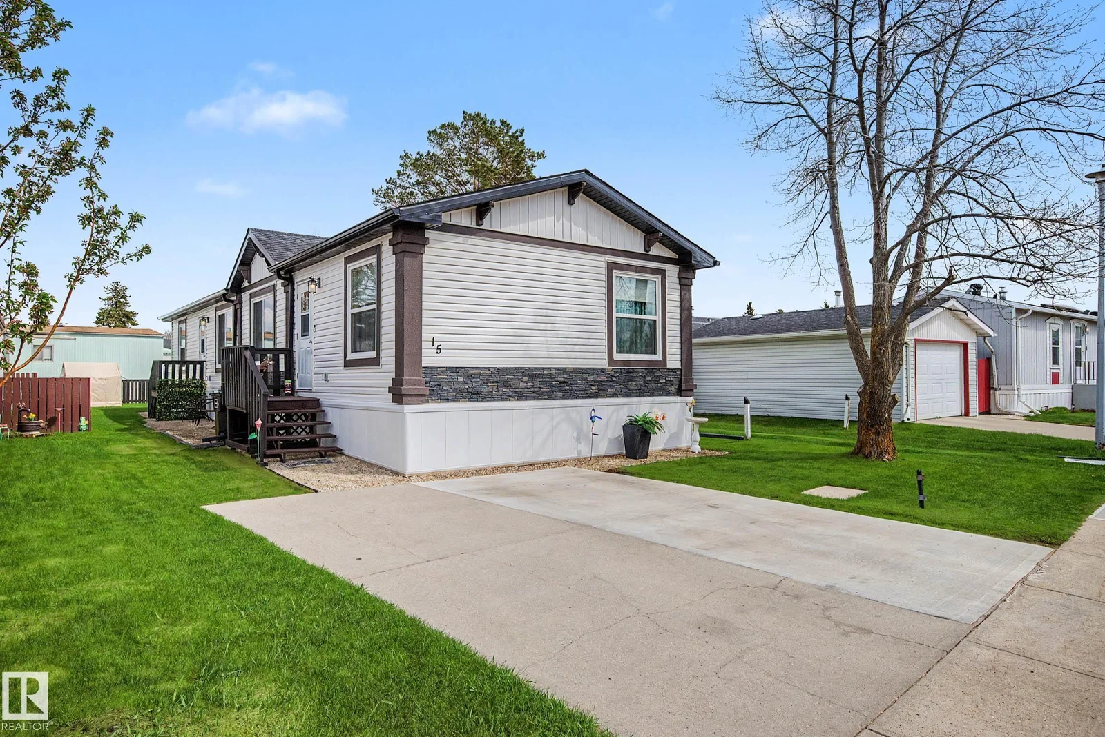 #15 12604 153 AV NW, Edmonton - 3 bedroom Single Family Residence for sale