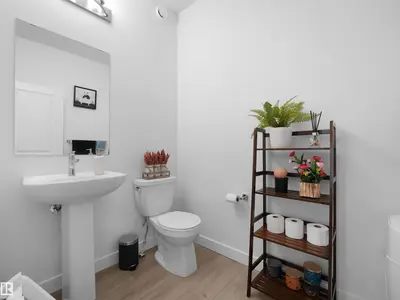 Interior photo 4 of 30 HOPE CM