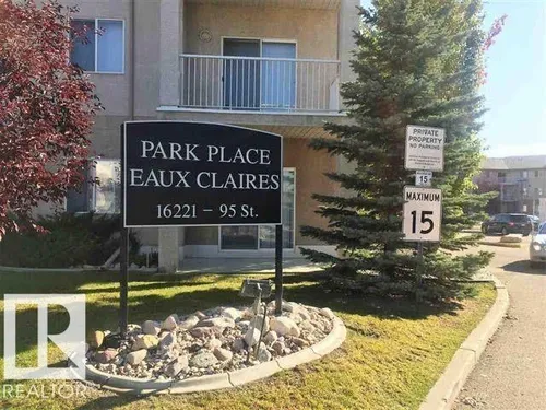 #136 16221 95 ST NW, Edmonton - $162,000