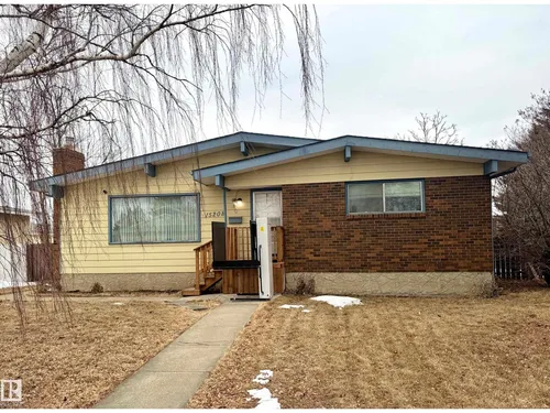 15208 92 ST NW, Edmonton - $384,900