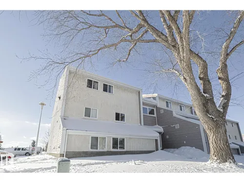 #6 3839 76 ST NW, Edmonton - $135,000