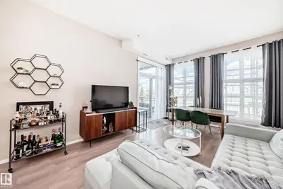 Interior photo 2 of #216 10531 117 ST NW