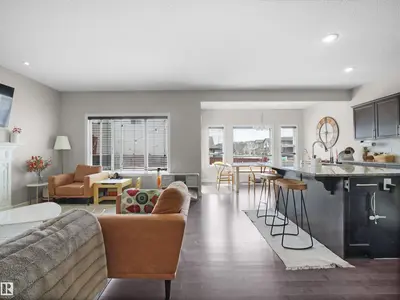 Interior photo 4 of 3247 15 AV NW NW