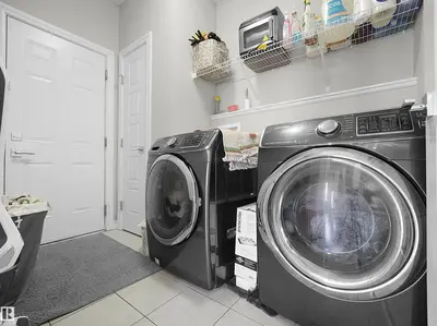 Interior photo 3 of 3247 15 AV NW NW