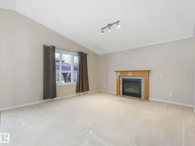 Interior photo 3 of 3620 130 AV NW