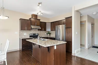 Interior photo 2 of #23 3103 HILTON DR NW