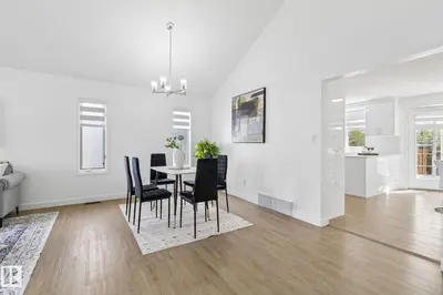 Interior photo 3 of 1107 111A ST NW