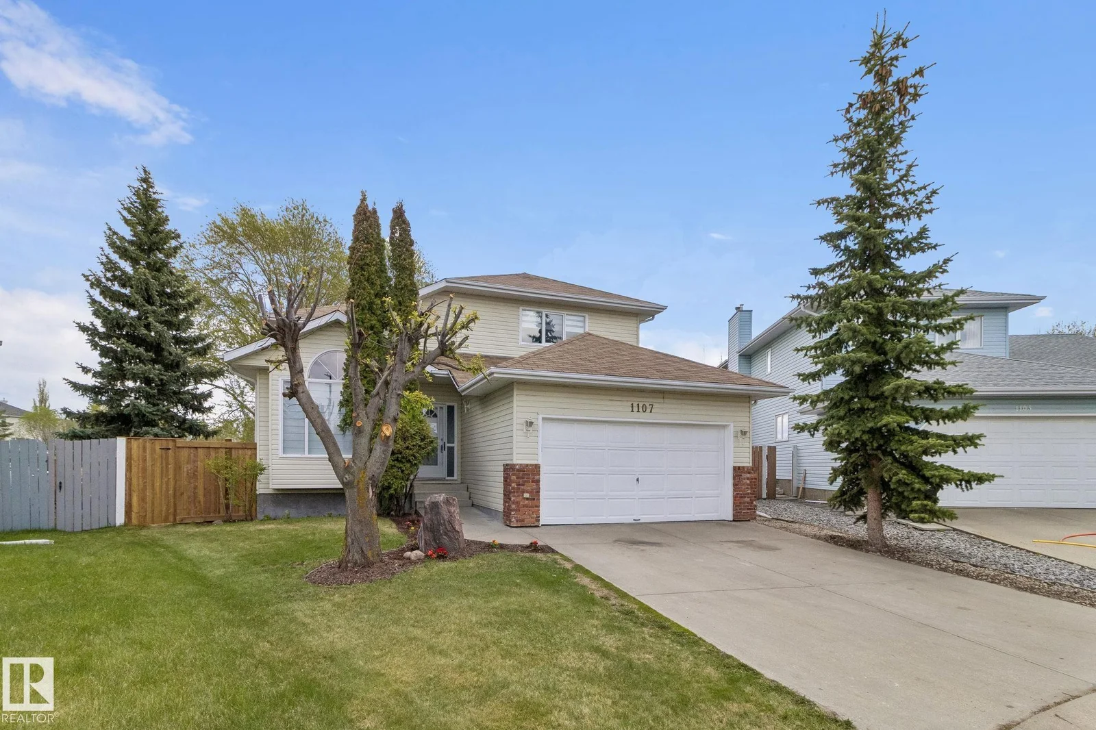 1107 111A ST NW, Edmonton - 5 bedroom Detached Single Family for sale