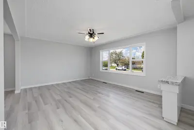 Interior photo 3 of 12715 / 12717 93 ST NW