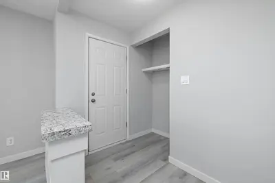 Interior photo 2 of 12715 / 12717 93 ST NW